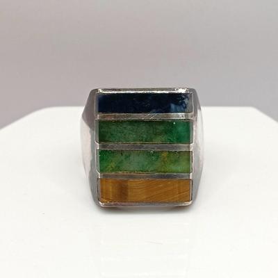 LOT 31: Vintage Men's 925 Sterling Silver Ring with Stone Inlay 11.8gtw Sz 10