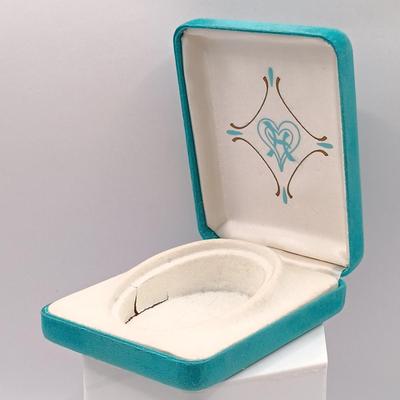 LOT 44: Vintage Delft Locket Pendant, 18K HGE Ring, Victorian-Style 1/20 12 GF Bangle & More