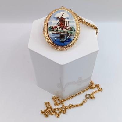 LOT 44: Vintage Delft Locket Pendant, 18K HGE Ring, Victorian-Style 1/20 12 GF Bangle & More