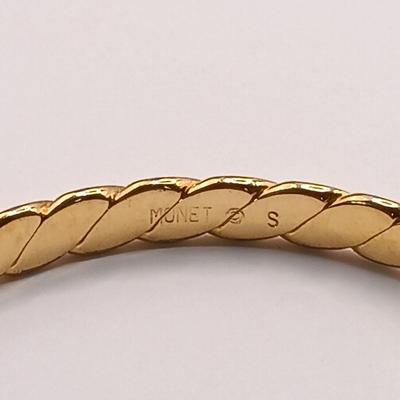 LOT 44: Vintage Delft Locket Pendant, 18K HGE Ring, Victorian-Style 1/20 12 GF Bangle & More