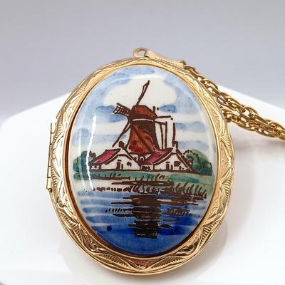 LOT 44: Vintage Delft Locket Pendant, 18K HGE Ring, Victorian-Style 1/20 12 GF Bangle & More