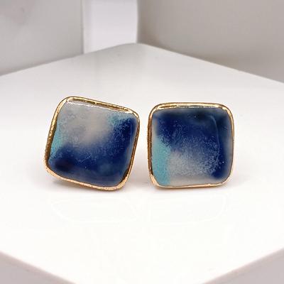 LOT 44: Vintage Delft Locket Pendant, 18K HGE Ring, Victorian-Style 1/20 12 GF Bangle & More