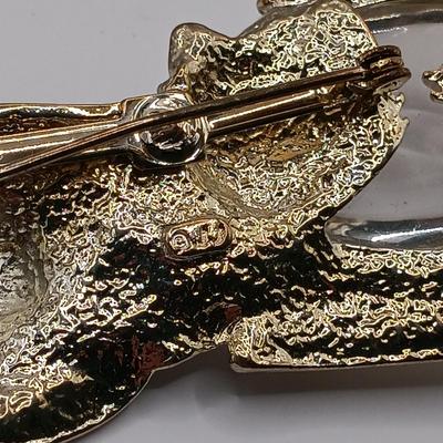 LOT 49: Collection of Vintage Animal Brooches with Earrings