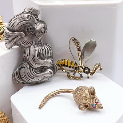 LOT 49: Collection of Vintage Animal Brooches with Earrings