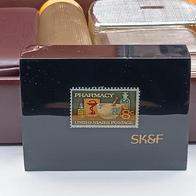 LOT 258: Vintage Men's Leather Toiletry Case w/ Destino 1/20 12K GF Cufflinks, Christian Dior Cufflinks, Solid Brass Belt Buckle...