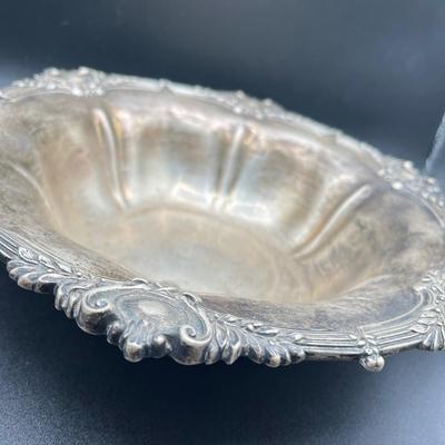 LOT 122K: Vintage Sterling Silver Serving Bowl - 429 Grams