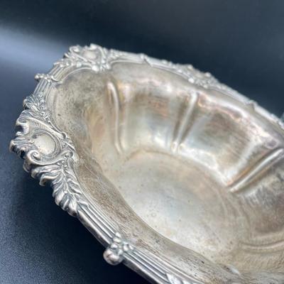 LOT 122K: Vintage Sterling Silver Serving Bowl - 429 Grams