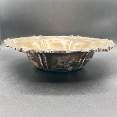 LOT 122K: Vintage Sterling Silver Serving Bowl - 429 Grams