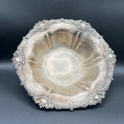 LOT 122K: Vintage Sterling Silver Serving Bowl - 429 Grams