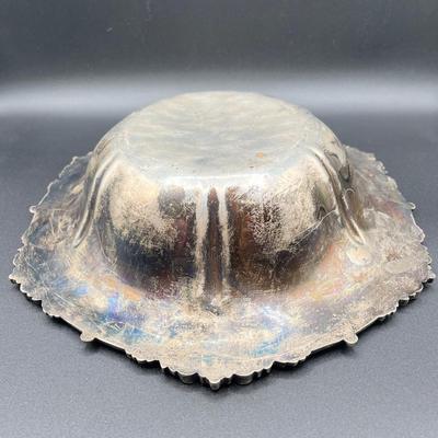 LOT 122K: Vintage Sterling Silver Serving Bowl - 429 Grams