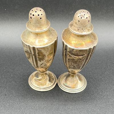 LOT 124K: Sterling Silver Salt and Pepper Shakers - Tiffany & Co. Salt Cellars - 158 Grams Total