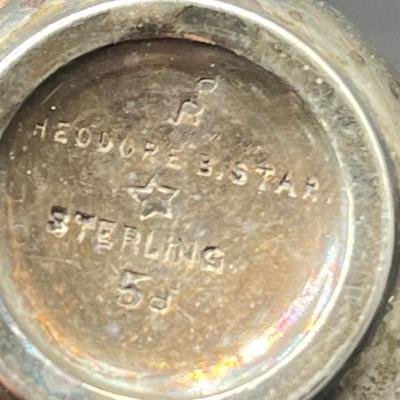 LOT 124K: Sterling Silver Salt and Pepper Shakers - Tiffany & Co. Salt Cellars - 158 Grams Total