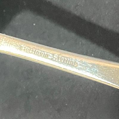 LOT 126K: Oneida Heirloom Sterling Silver "Young Love" Pattern Flatware set in Case - 2,228+ Grams