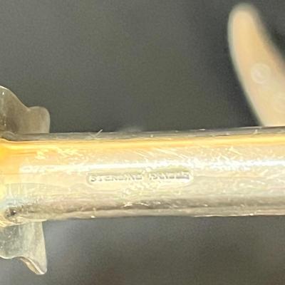 LOT 126K: Oneida Heirloom Sterling Silver "Young Love" Pattern Flatware set in Case - 2,228+ Grams