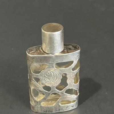 LOT 127K: Sterling Silver Serving Pieces and Accessories