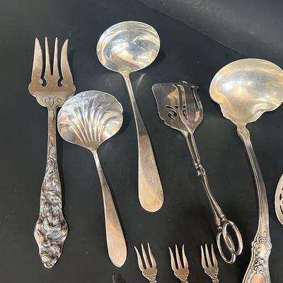LOT 128K: International Silver Silverplate Flatware Set - Orleans Patter Service for Eight - and More