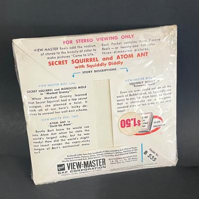 LOT 129K: Vintage Sawyer View Masters with Dozens of Reels