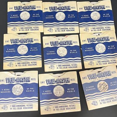 LOT 129K: Vintage Sawyer View Masters with Dozens of Reels