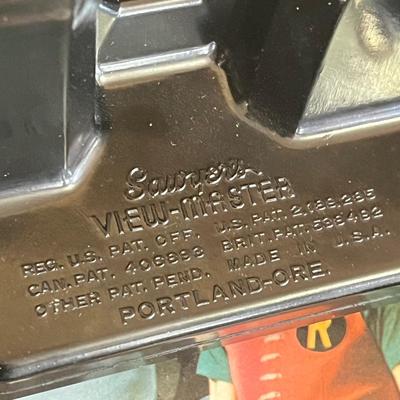 LOT 129K: Vintage Sawyer View Masters with Dozens of Reels