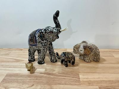 4 mosaic elephants