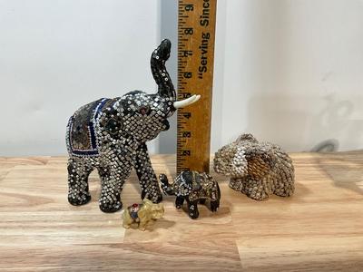 4 mosaic elephants