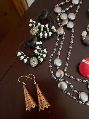 UNIQUE FASHION JEWELRY