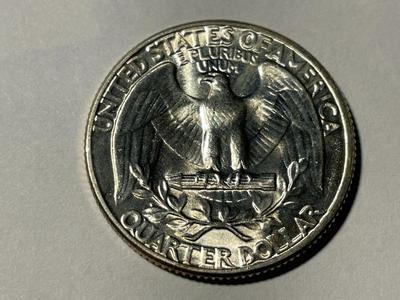 1949-P BRILLIANT UNCIRCULATED CONDITION WASHINGTON SILVER QUARTER AS PICTURED. FREE DOMESTIC SHIPPING.