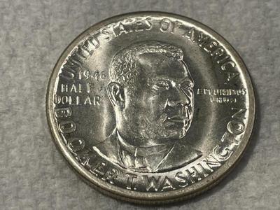 1946-D BRILLIANT UNCIRCULATED CONDITION BOOKER T. WASHINGTON COMMEMORATIVE SILVER HALF DOLLAR AS PICTURED.