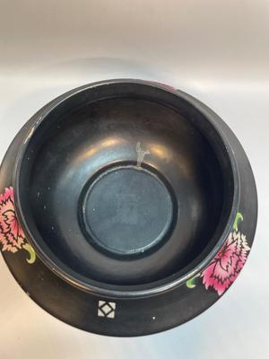 Shelley Black Carnation Vase
