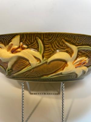 Roseville Zephyr Lily Console Bowl