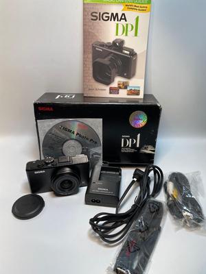 Sigma DP1 Camera