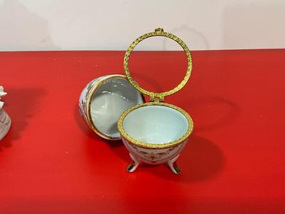 Vendi Porcelain Lady and Russian Glass egg