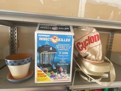 CYCLONE SPREADER, FLOWTRON BUG ZAPPER, CLAY FLOWER POT