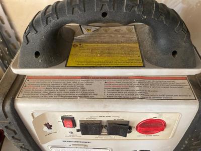 HANDY 6-IN-1 PORTABLE POWER SOURCE