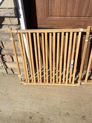 2 ADJUSTABLE WOODEN SAFETY GATES