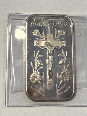 Scarce 1974 Easter Jesus on a Cross Vintage 1oz .999 Silver Art Bar by Madison Mint as Pictured. FREE DOMESTIC SHIPPING.