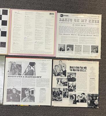 Mixed Lot of 8 Vintage Vinyl Record Albums