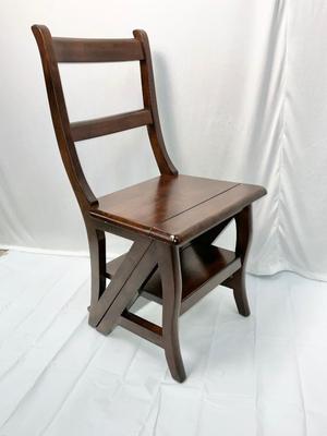 Lot P 630 Convertible Library Ladder Chair