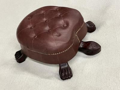Lot. P 637 Elegant Walnut Finish Turtle Ottoman/Foot Stool