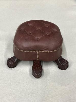 Lot. P 637 Elegant Walnut Finish Turtle Ottoman/Foot Stool