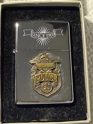 Very Scarce c1993 Harley Davidson POLICE-1 Since 1909 ZIPPO LIGHTER Motorcycles Lighter NIB as Pictured. (Retails $300-$400). FREE...