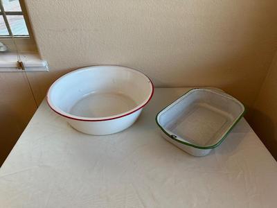 ENAMEL BOWL AND BAKING DISH