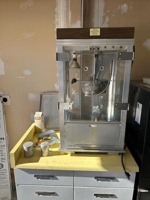 MOVIE THEATRE PINTO POP 8 POPCORN MACHINE