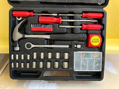 HOME REPAIR TOOL SET