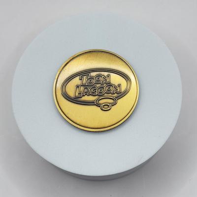 LOT 117J: 1999 Universal Studios Islands of Adventure Toon Lagoon Popeye Coin Medallion in Original Box