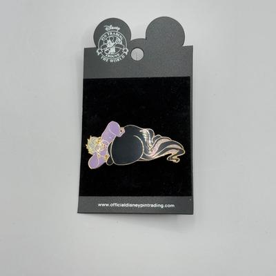 LOT 121K: Disney Trading Pins - Finding Nemo, The Little Mermaid Ursula, Scuba Mickey & Surfing Mickey