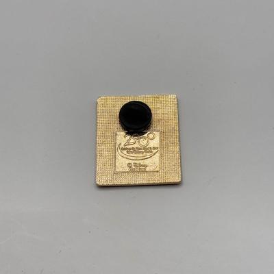 LOT 122J: Disney Mickey Mouse Trading Pins - Poncho, Graduation, Sorcerer Mickey, Walt Disney World & More