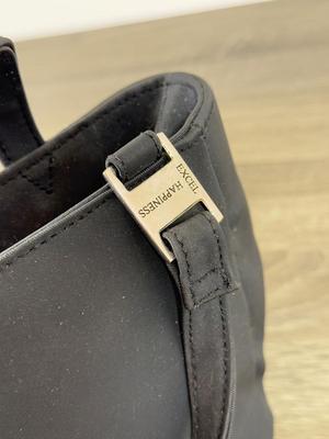 LOT 128A: Small Handbags & Purses - Kenneth Cole Reaction w/ Tag, Fusion, Jewel & More