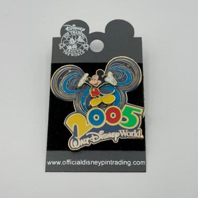 LOT 151J: Disney Mickey Mouse Trading Pins