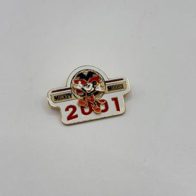 LOT 151J: Disney Mickey Mouse Trading Pins